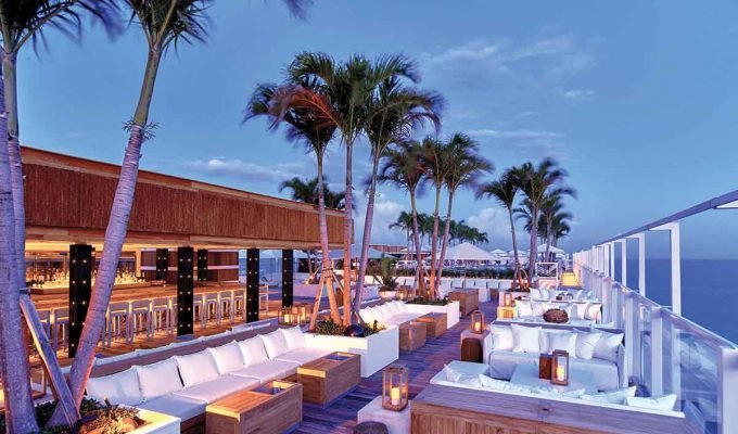 Rooftop Bar & Lounge eco-friendly club